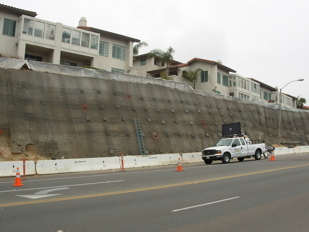 Shotcrete Retaining Wall Construction